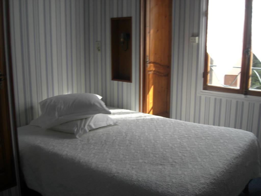 מלון ז'ואן-לה-פינס La Marjolaine מראה חיצוני תמונה