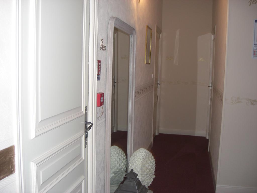 מלון ז'ואן-לה-פינס La Marjolaine מראה חיצוני תמונה